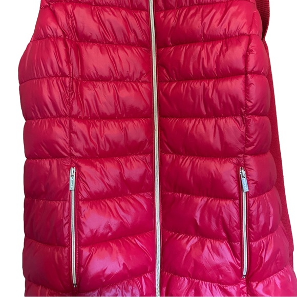 🔴🟥🔴Calvin Klein women’s red puffer vest EEUC - Picture 3 of 7